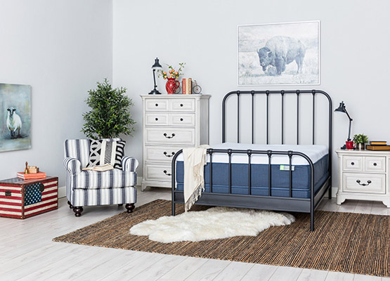 relaxing bedroom with nautical stripes