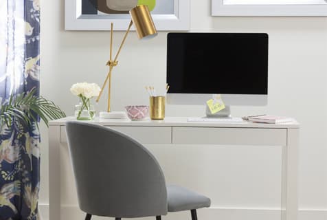 minimal desk silhouette