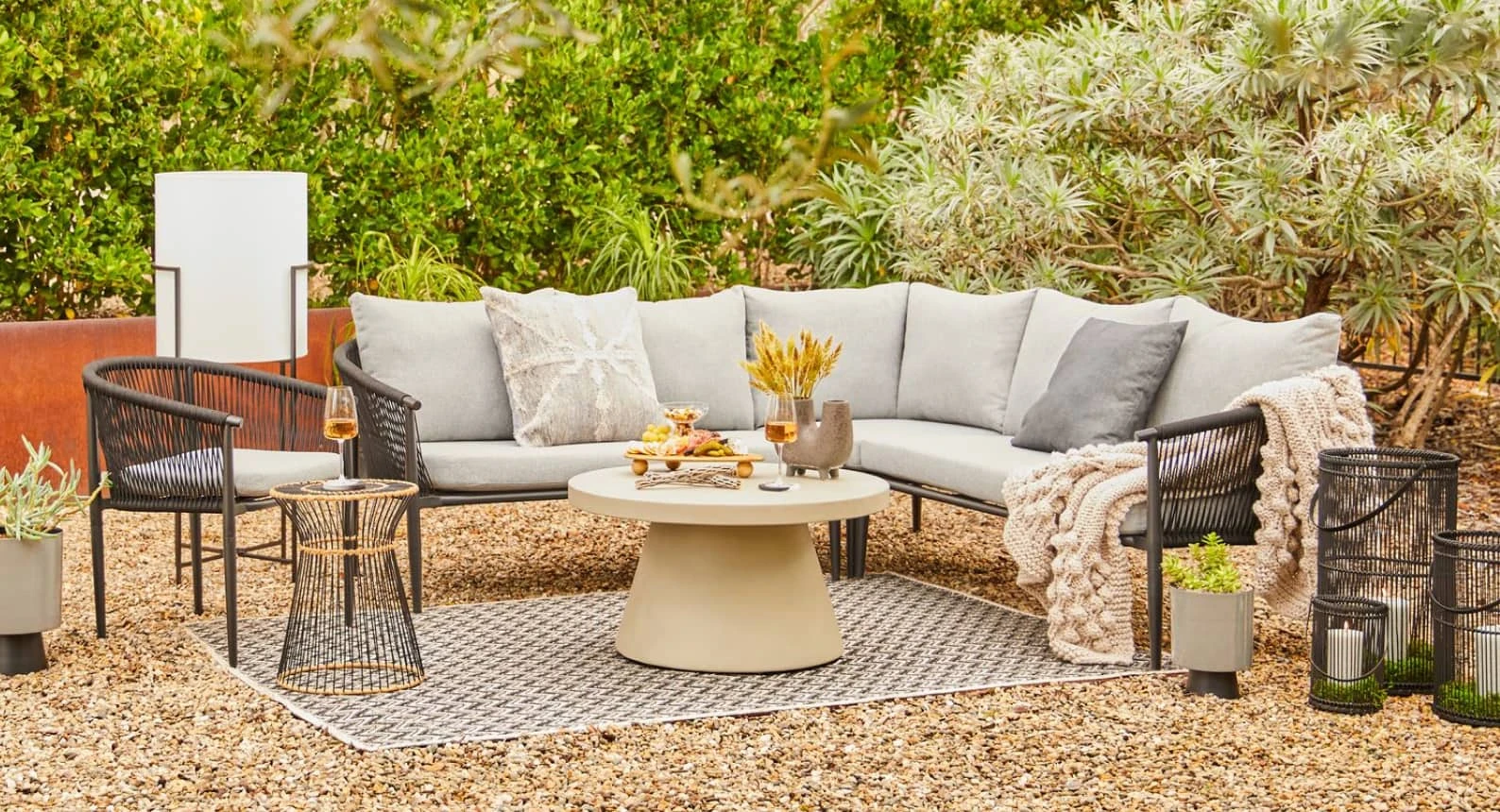 Madrid Outdoor Sectional