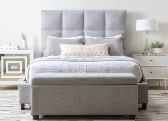 button tufted bed