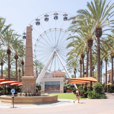 fun things to do in irvine square