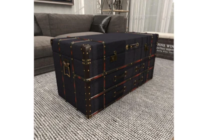 Antique Louis Vuitton coffee table trunk small size - Pinth